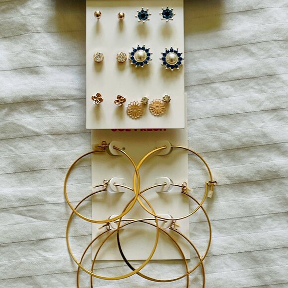 NWOT ** BUNDLE SALE ** Set of (6) Semi-precious Earrings & (3) pairs Gold Hoop - Picture 1 of 6